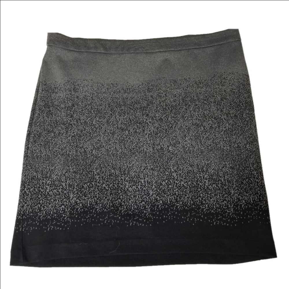 Trisisto Gray and Black Women's Stretchy Skirt in a size 20